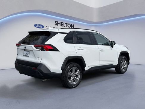 Used 2025 Toyota RAV4 LE AWD/4WD image 6