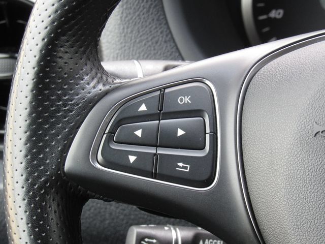 Used 2023 Mercedes-Benz Metris Passenger image 23