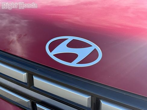 Used 2024 Hyundai Santa Fe SEL image 31