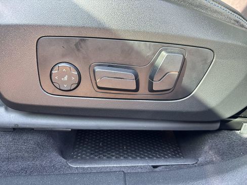 Used 2025 BMW X1 M35i AWD/4WD image 16