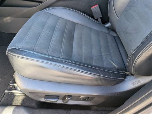 Used 2022 Mitsubishi Outlander SE image 22