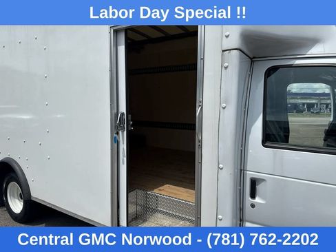 Used 2024 Ford E-350 and Econoline 350 Super Duty w/ Power Windows & Locks Group RWD image 12