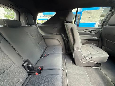 Used 2026 Chevrolet Traverse LT w/ Sun and Wheel Package AWD/4WD image 36