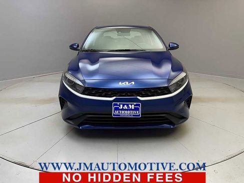 Used 2024 Kia Forte LXS w/ LXS Technology Package image 8
