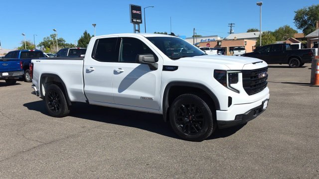 Used 2025 GMC Sierra 1500 Elevation AWD/4WD image 2
