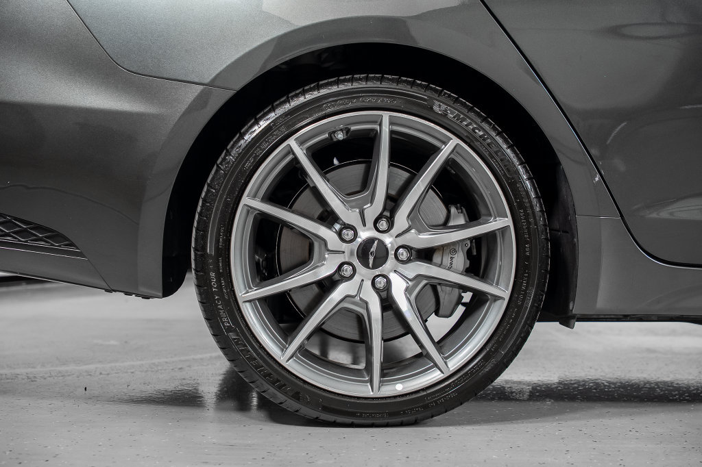 Used 2026 Genesis G70 2.5T RWD image 7