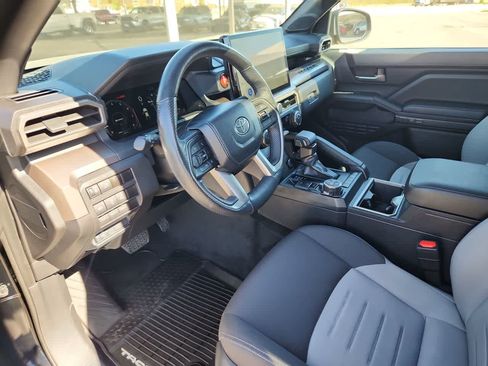 Used 2024 Toyota Tacoma TRD Off-Road image 10