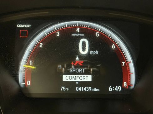 Used 2018 Honda Civic Type R image 14