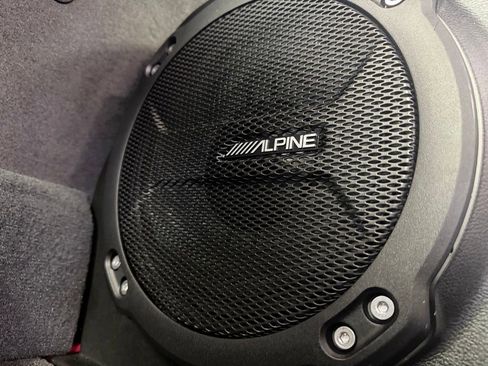 Used 2023 Jeep Wrangler Unlimited Sahara AWD/4WD image 21