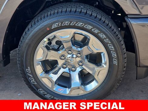 Used 2025 RAM 1500 Big Horn RWD image 38