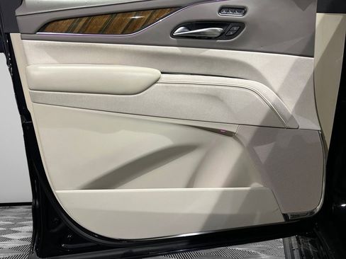 Used 2022 Cadillac Escalade Sport Platinum image 22