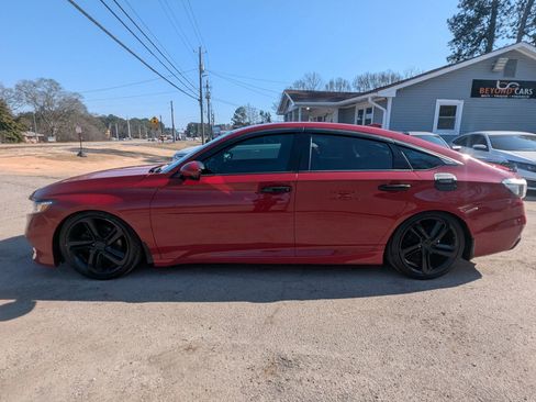 Used 2020 Honda Accord Sport image 3