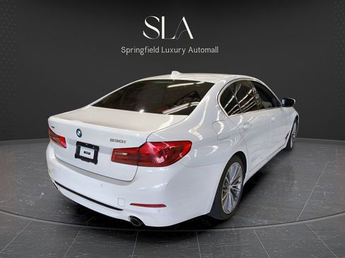 Used 2019 BMW 530i xDrive w/ Convenience Package AWD/4WD image 5