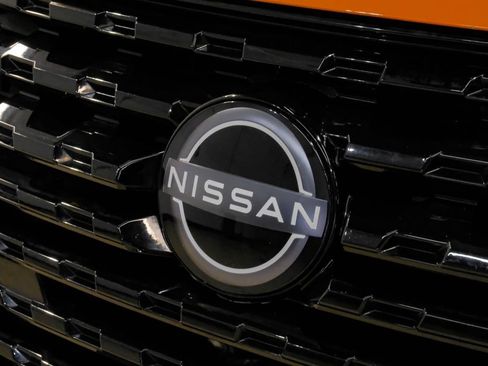 Used 2023 Nissan Kicks SR FWD image 58