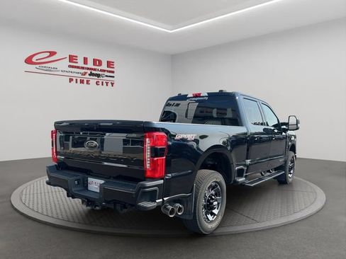 Used 2023 Ford F250 Lariat w/ Lariat Ultimate Package AWD/4WD image 10