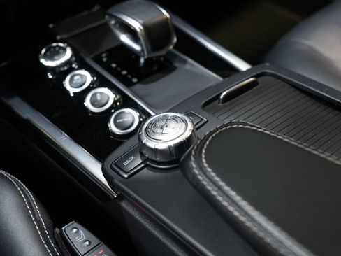 Used 2014 Mercedes-Benz E 63 AMG S-Model w/ Driver Assistance Package image 50
