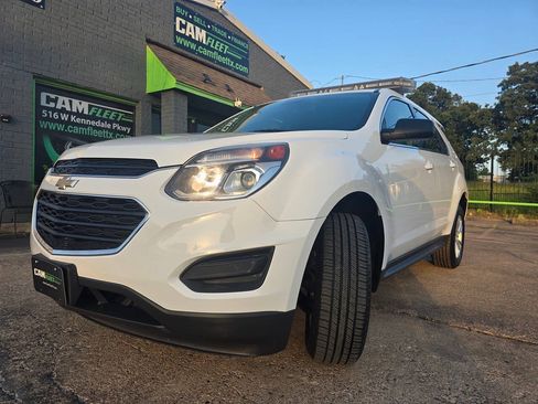 Used 2017 Chevrolet Equinox LS AWD/4WD image 65