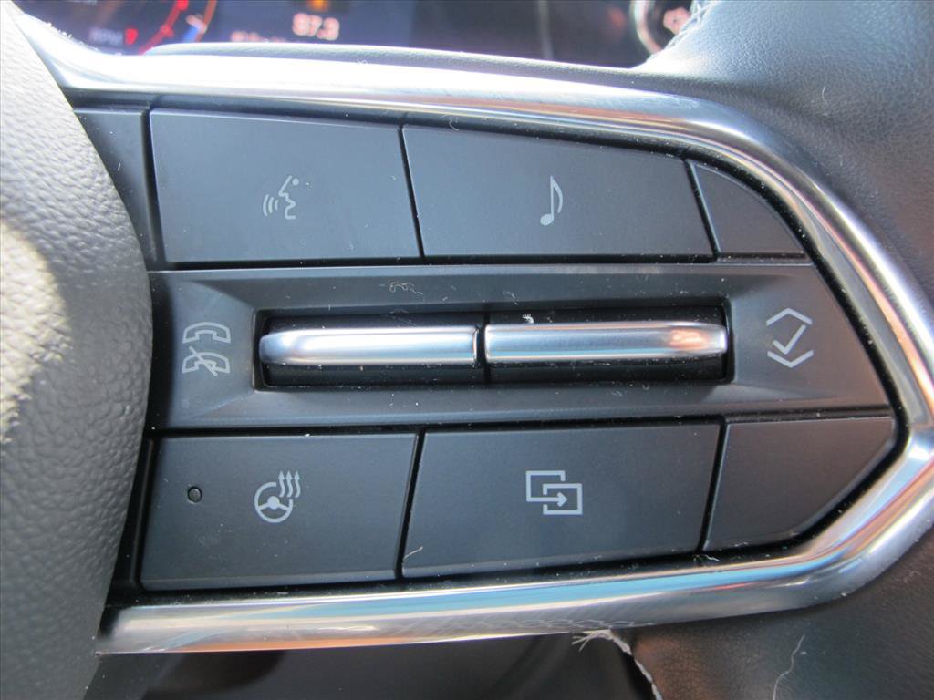 Used 2024 Chevrolet Traverse LT w/ Trailering Package FWD image 14