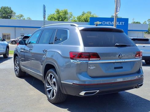Used 2021 Volkswagen Atlas SEL Premium image 2
