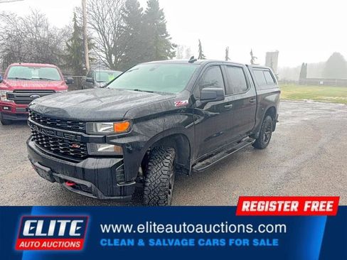 Used 2021 Chevrolet Silverado 1500 Custom Trail Boss w/ Safety Confidence Package AWD/4WD image 3