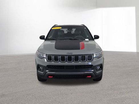 Used 2023 Jeep Compass Trailhawk image 16