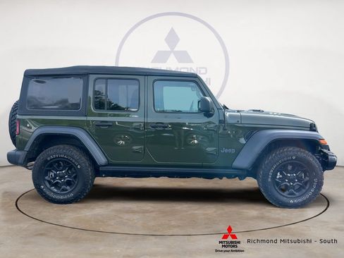 Used 2023 Jeep Wrangler Unlimited AWD/4WD image 2
