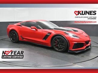 Used 2016 Chevrolet Corvette Z06 w/ 3LZ Preferred Equipment Group RWD video 1