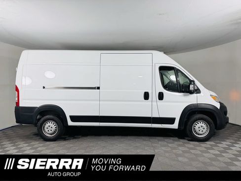Used 2025 RAM ProMaster 3500 w/ Convenience Group FWD image 1