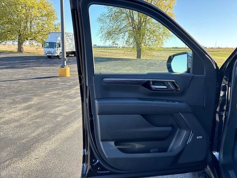 New 2026 Chevrolet Tahoe Premier w/ Sun And Tow Package image 22