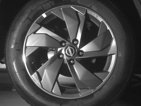 Used 2025 Nissan Rogue SV FWD image 15