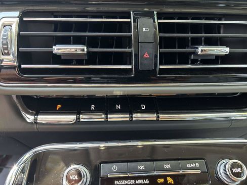 Used 2024 Lincoln Navigator Black Label AWD/4WD image 28