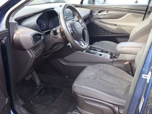 Used 2020 Hyundai Santa Fe SE image 4