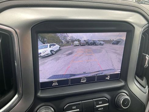 Certified 2022 Chevrolet Silverado 2500 LT w/ Convenience Package image 24