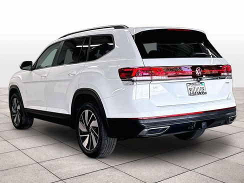 Used 2025 Volkswagen Atlas SE AWD/4WD image 7