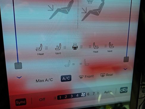 New 2026 RAM 1500 Laramie AWD/4WD image 22