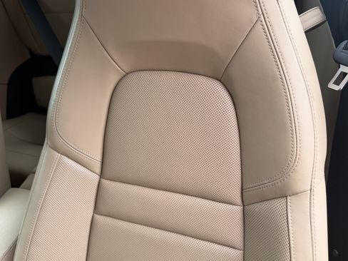 Certified 2020 Porsche 911 Carrera 4S image 5