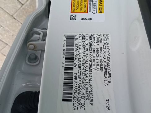 Used 2025 Acura Integra FWD image 9