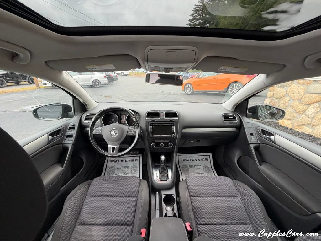 Used 2013 Volkswagen Golf 4-Door FWD image 20