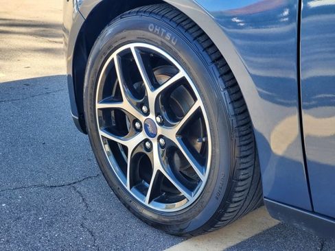 Used 2018 Ford Focus SEL w/ Cold Weather Package image 26