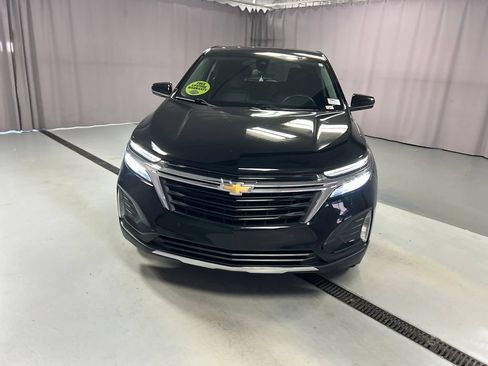 Used 2024 Chevrolet Equinox LT FWD image 2