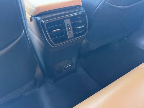 Used 2025 Lexus NX 250 FWD w/ Towing Package (2000 Lbs) image 13