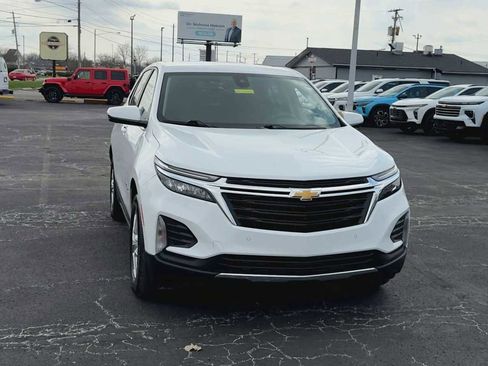 Certified 2024 Chevrolet Equinox LT FWD image 3