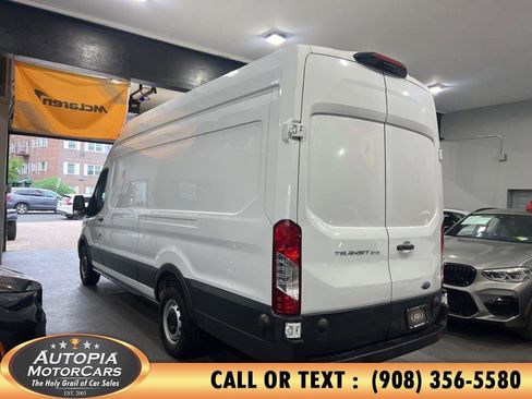Used 2025 Ford Transit 250 148 High Roof Extended w/ Load Area Protection Package RWD image 3