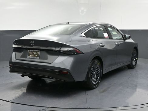 New 2026 Nissan Sentra SV w/ SV Convenience Package image 4