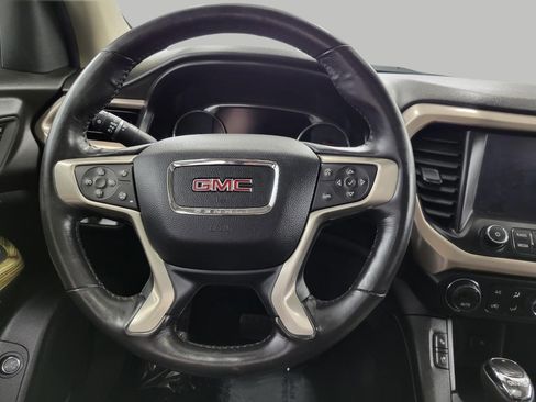 Used 2019 GMC Acadia Denali image 5