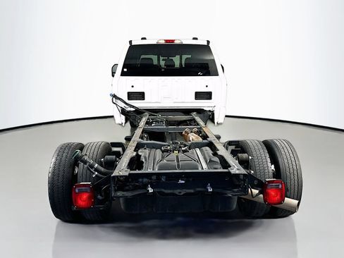 Used 2024 Ford F550 4x4 Crew Cab Super Duty w/ Snow Plow Prep Package image 6