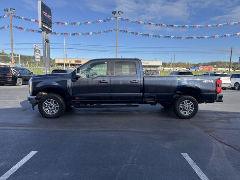 Used 2024 Ford F350 Lariat w/ Camper Package image 7