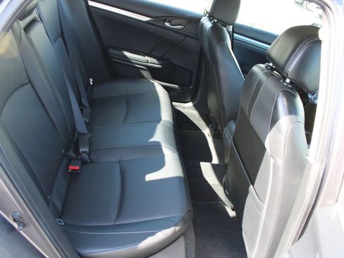 Used 2017 Honda Civic EX-L image 11