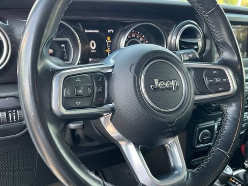 Used 2020 Jeep Wrangler Unlimited Sahara AWD/4WD image 15