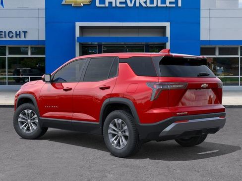 New 2026 Chevrolet Equinox LT w/ Convenience Package II FWD image 3